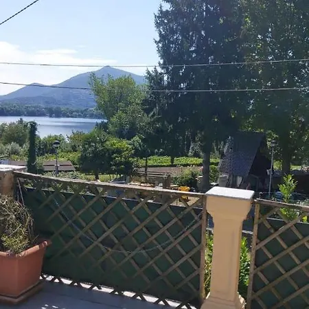 La Casa Dei Due Laghi Apartment