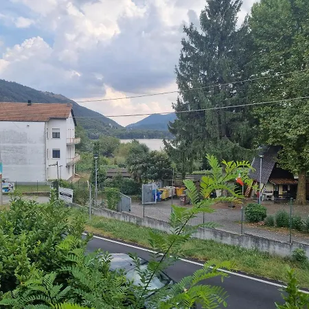 La Casa Dei Due Laghi Apartment *